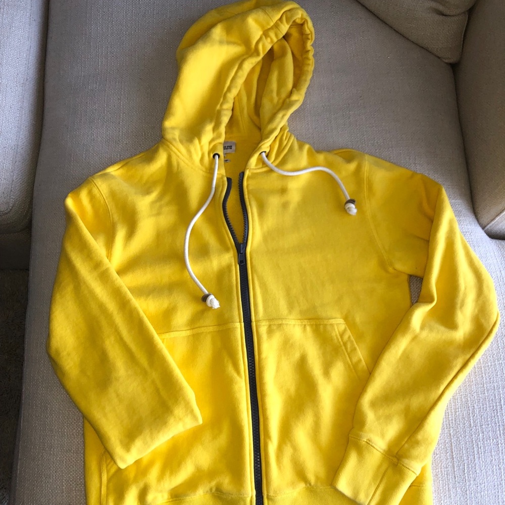 Zip Sweatshirt ✅ OFFERS WELCOMED ✅